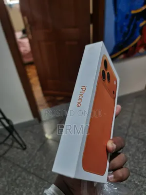 New Apple iPhone 17 Pro Max 256 GB Orange