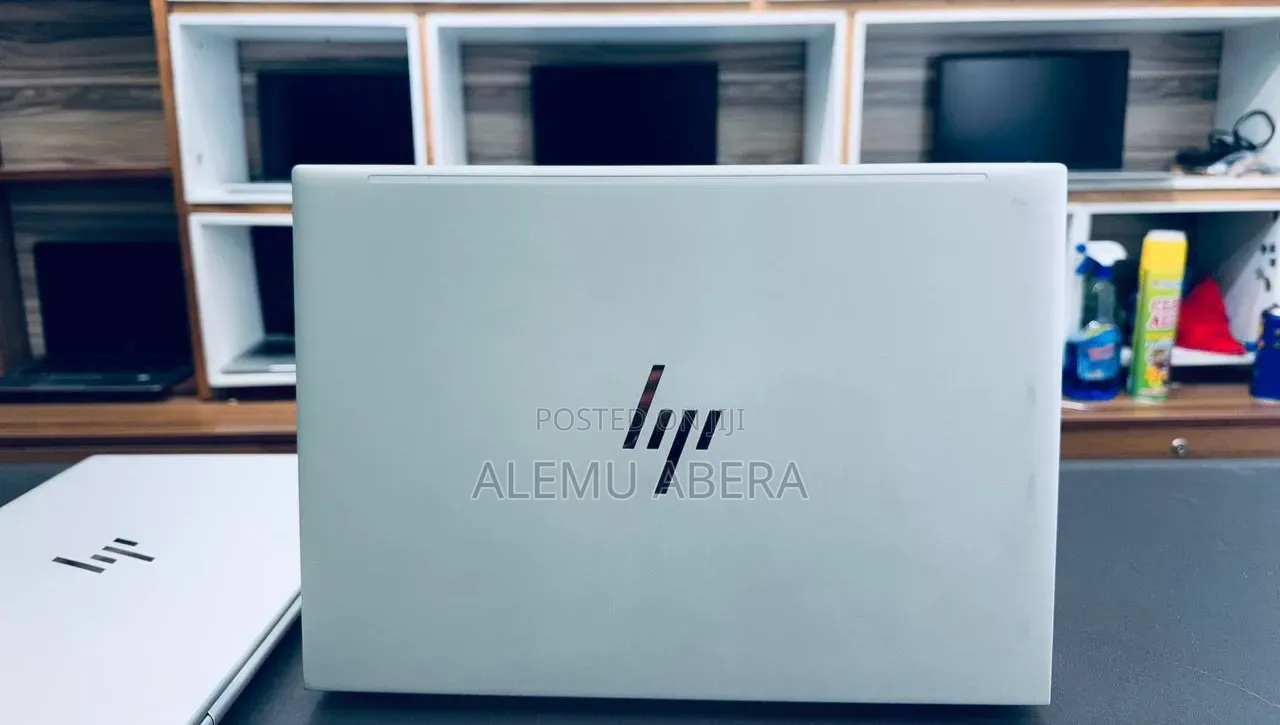 New Laptop HP EliteBook 840 G10 16GB Intel Core i7 SSD 512GB