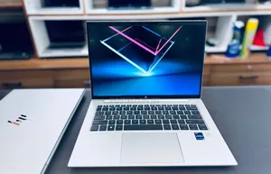 New Laptop HP EliteBook 840 G10 16GB Intel Core i7 SSD 512GB