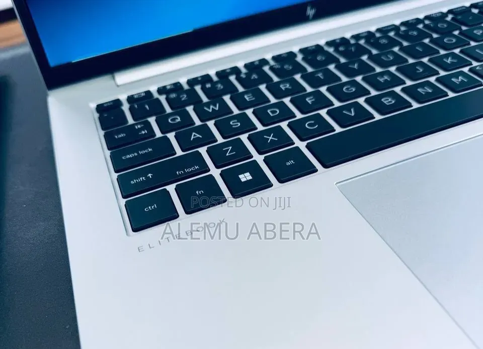 New Laptop HP EliteBook 840 G10 16GB Intel Core i7 SSD 512GB