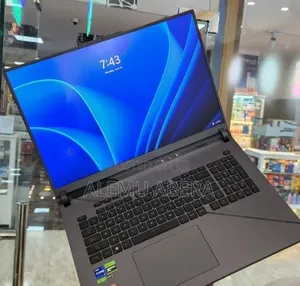 New Laptop Asus ROG Strix G18 32GB Intel Core i9 SSD 2T