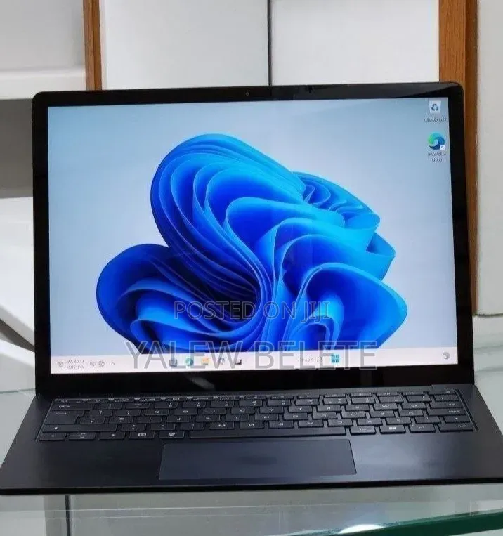 New Laptop Microsoft Surface Laptop 4 16GB Intel Core i7 SSD 512GB