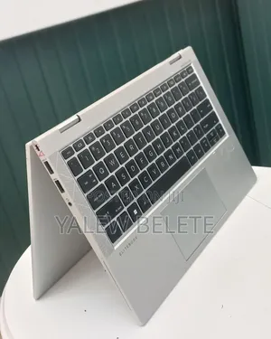 New Laptop HP EliteBook 830 G8 32GB Intel Core i7 SSD 512GB