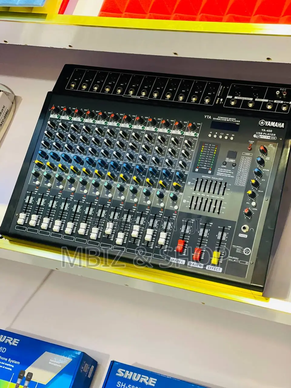 Yamaha Mixer 12 Channel