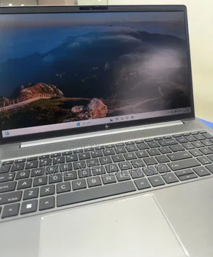 New Laptop HP 32GB Intel Core i7 SSD 512GB