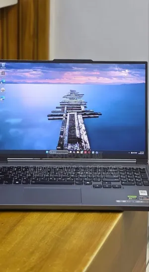 New Laptop Lenovo Legion 5 16GB AMD Ryzen 7 SSD 1T