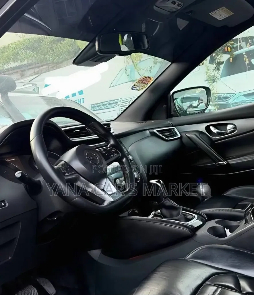 Nissan Qashqai 2018 Gray