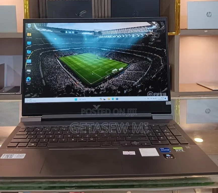 New Laptop HP Victus 16 16GB Intel Core i7 SSD 1T