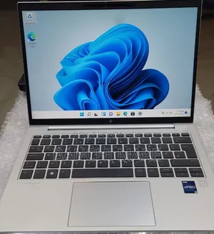 New Laptop HP EliteBook 830 G9 16GB Intel Core i5 SSD 512GB