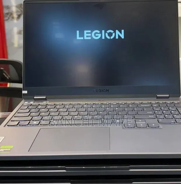 New Laptop Lenovo Legion 7 24GB Intel Core i7 SSD 1T