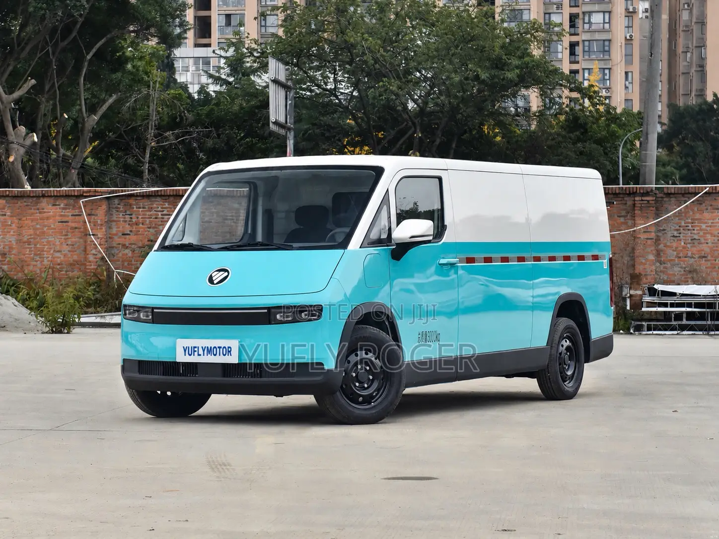 New Foton Sup 2025 White