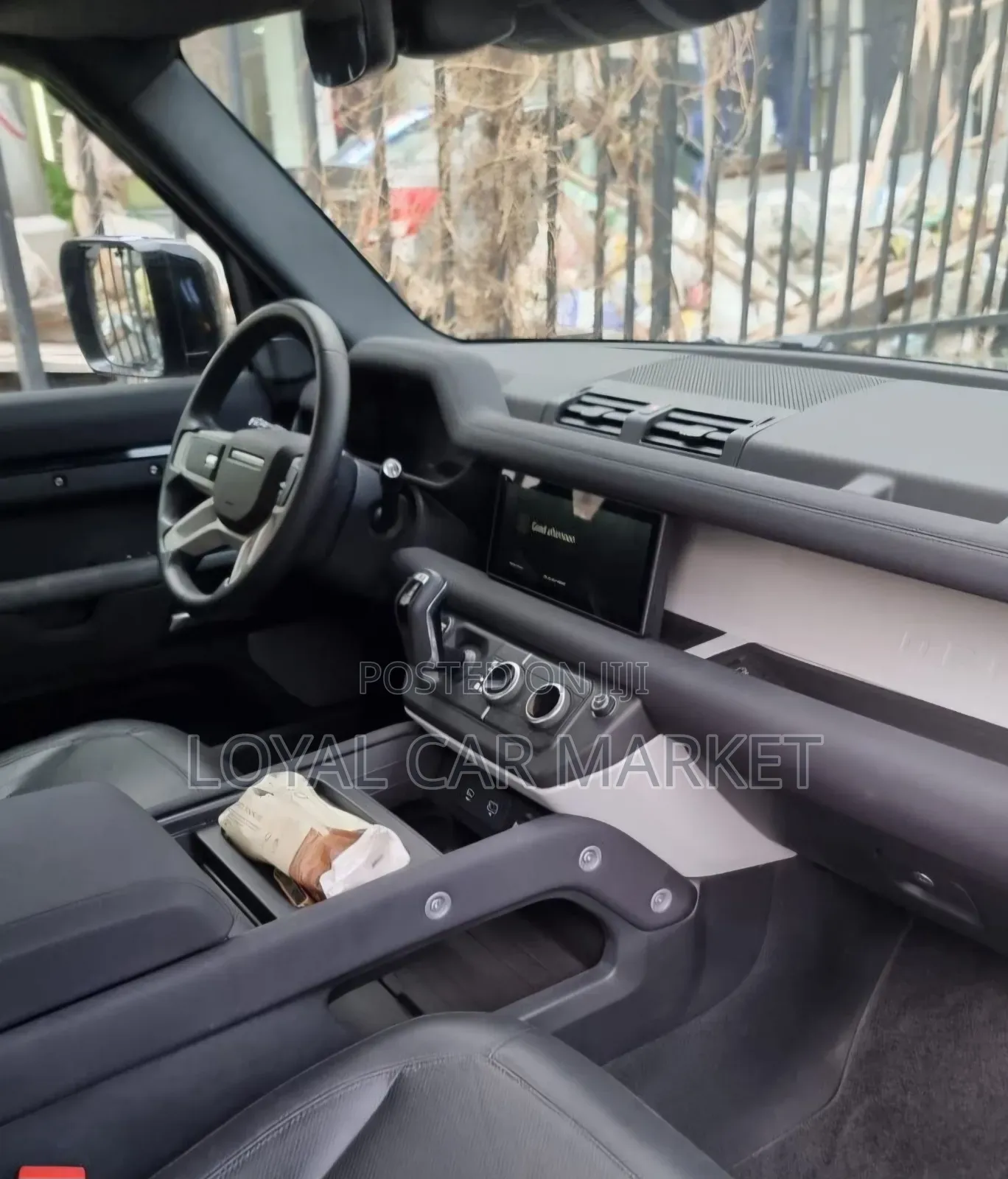 Land Rover Defender 2024 Black