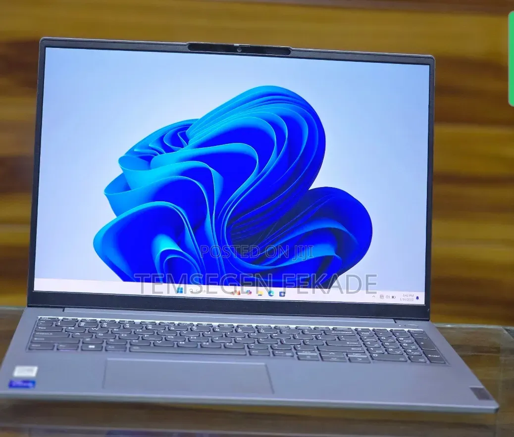 New Laptop Lenovo Thinkbook 14 16GB Intel Core i7 SSD 512GB