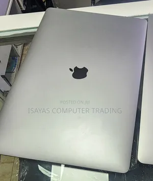 New Laptop Apple MacBook Pro 2019 16GB Intel Core i7 SSD 256GB