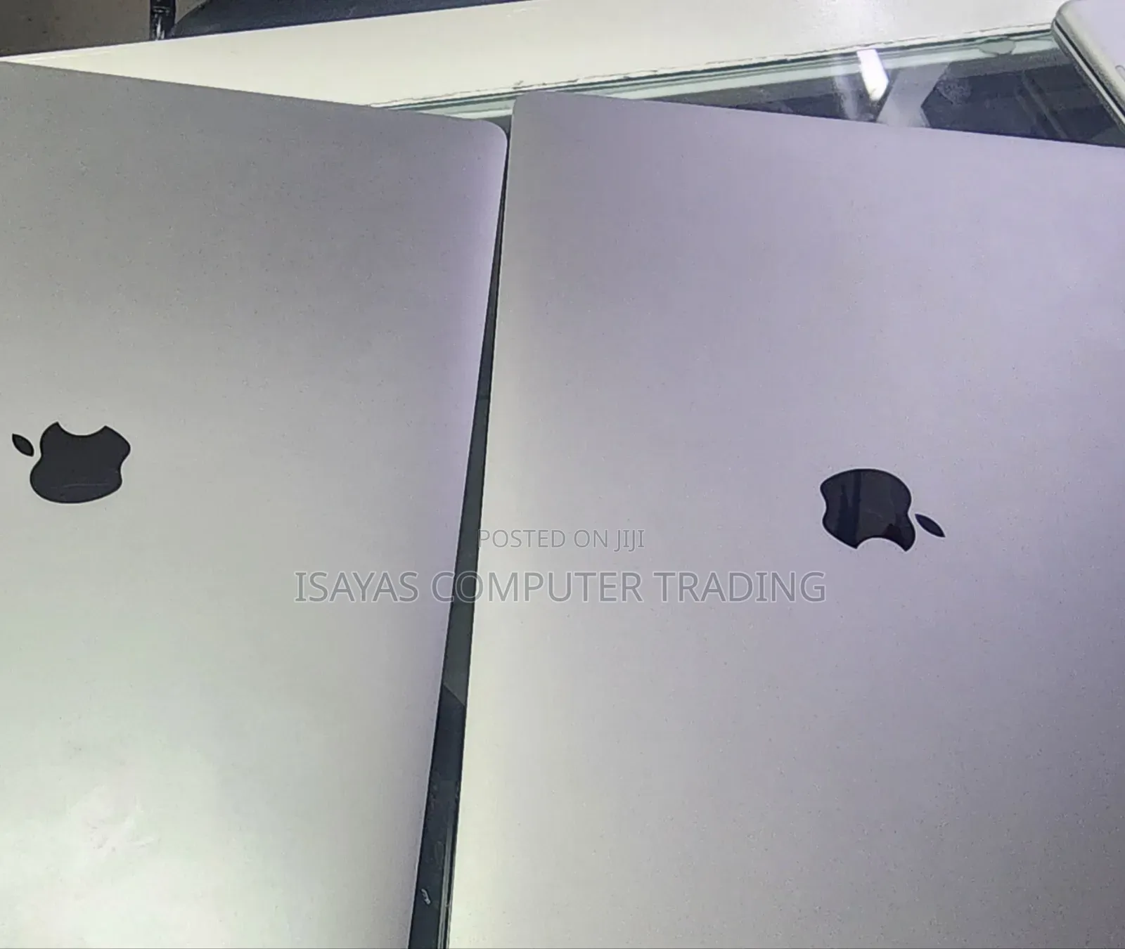 New Laptop Apple MacBook Pro 2019 16GB Intel Core i7 SSD 256GB