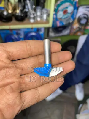 Router Bits የመሀል ጌጥ