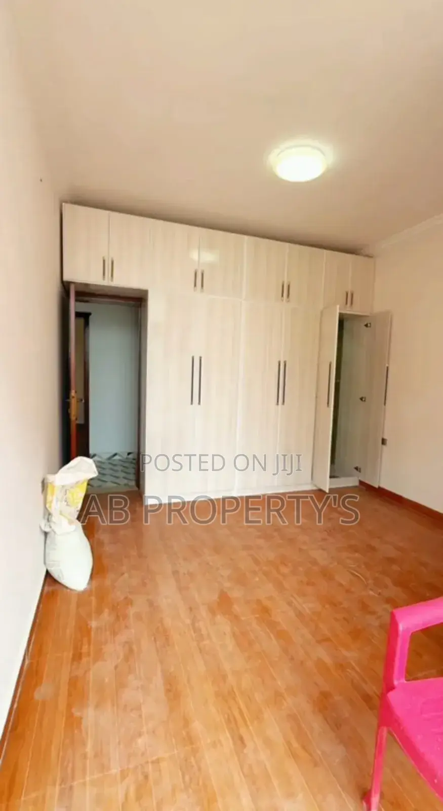 Furnished 3bdrm Apartment in ለቡ ሙዚቃ ሰፈር, Nifas Silk-Lafto for sale