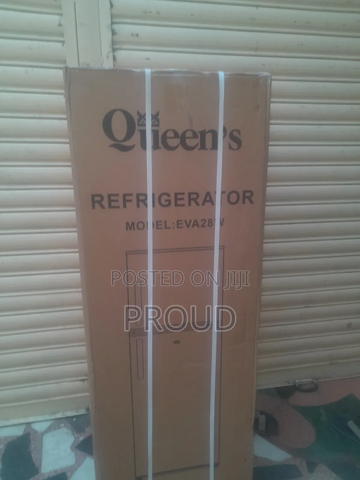 Queen's 280 Model Frige