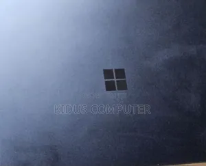 New Laptop Microsoft Surface 16GB Intel Core i7 SSD 256GB
