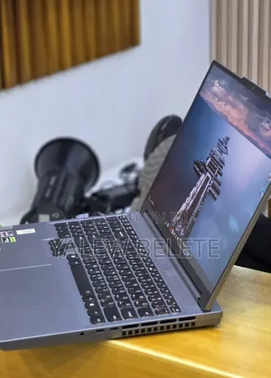 New Laptop Lenovo Legion 5 16GB AMD Ryzen 7 SSD 1T