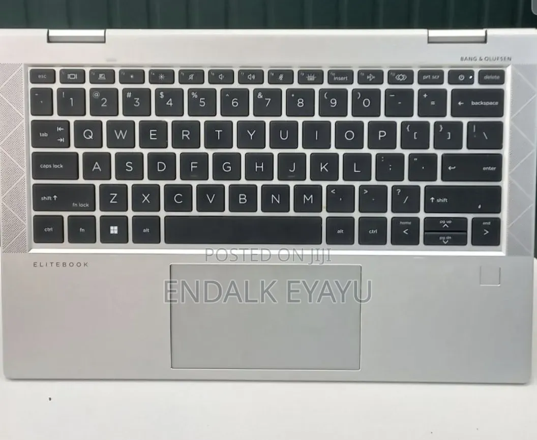 New Laptop HP EliteBook 830 G8 32GB Intel Core i7 SSD 512GB