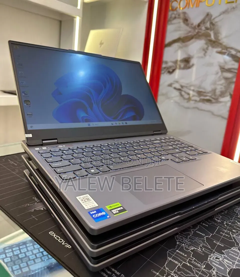 New Laptop Lenovo Y70 24GB Intel Core i7 SSD 1T