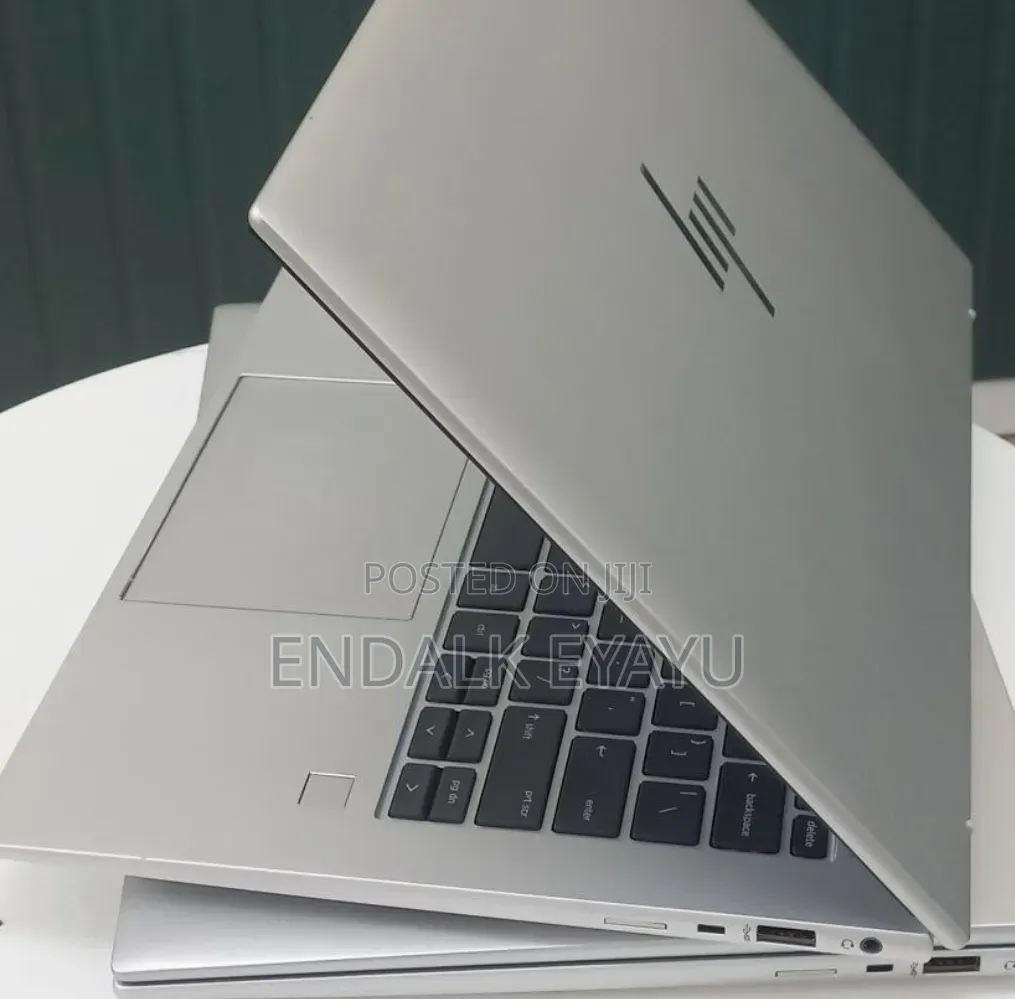 New Laptop HP EliteBook 840 G10 16GB Intel Core i7 SSD 512GB
