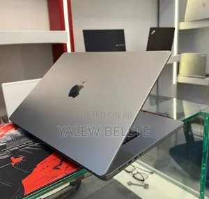 New Laptop Apple MacBook Pro 64GB Apple M1 Max SSD 4T