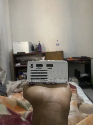 Yg-300 Mini LCD Projector – Portable Home Theater