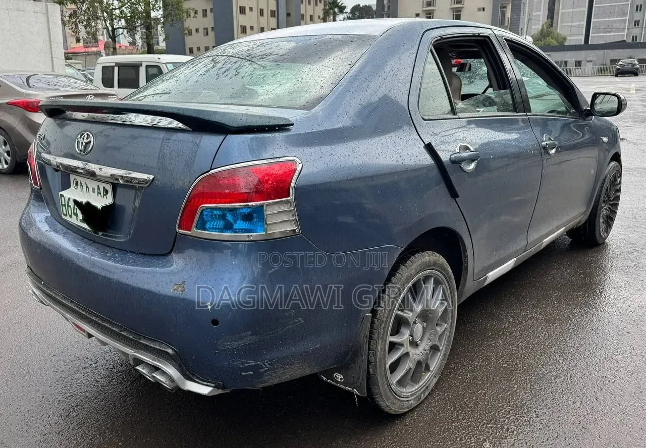 Toyota Yaris 2008 Blue