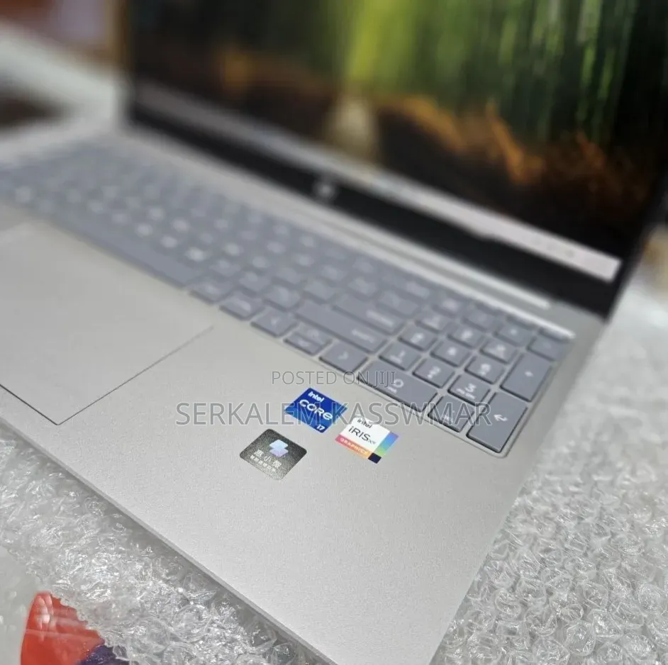 New Laptop HP Stream Notebook 16GB Intel Core i7 SSD 1T