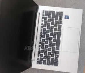 New Laptop HP EliteBook 840 G9 16GB Intel Core i7 SSD 512GB