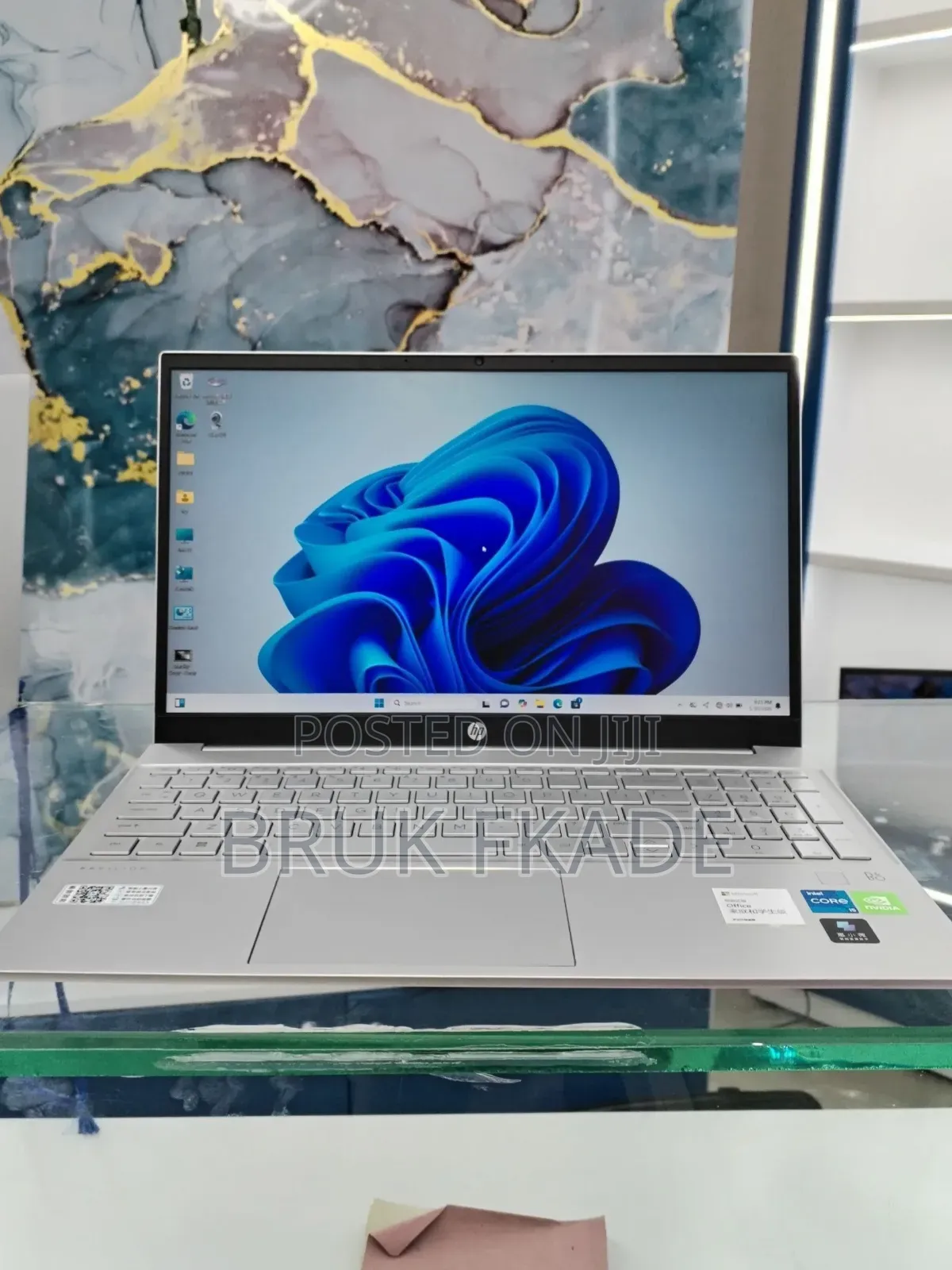 New Laptop HP Pavilion 15 16GB Intel Core i5 SSD 512GB