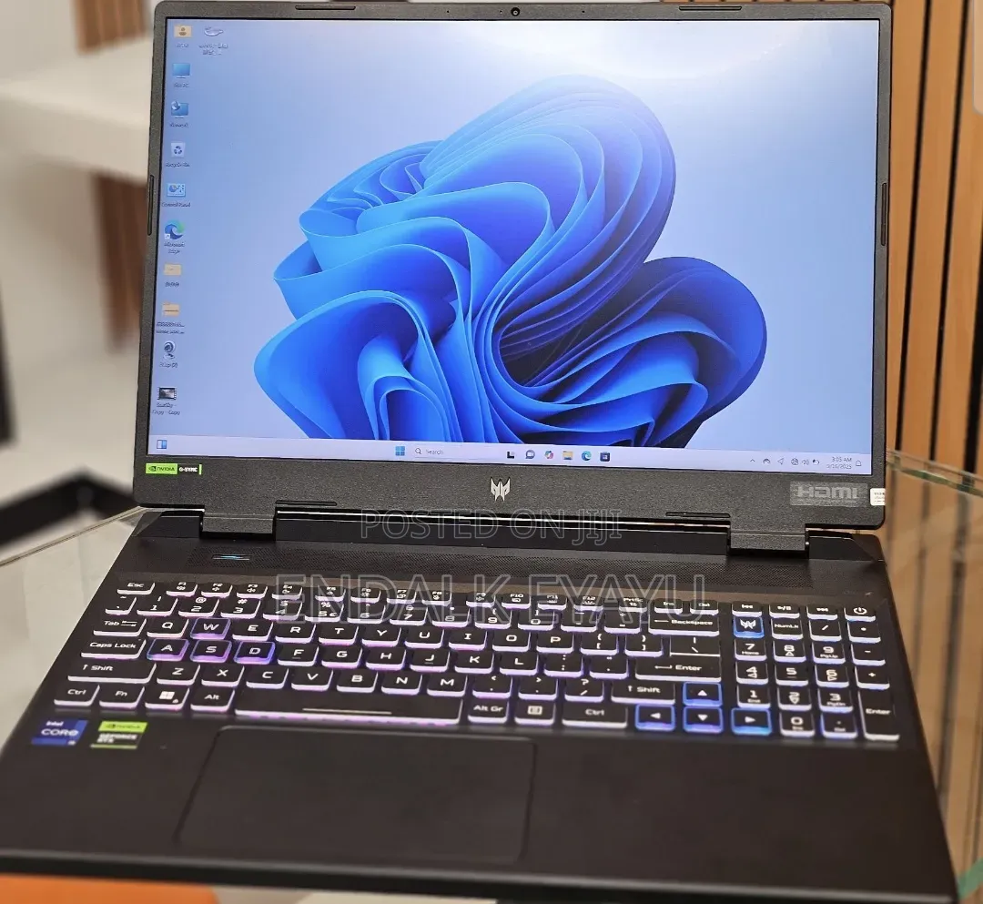 New Laptop Acer Predator Helios 300 16GB Intel Core i9 SSD 1T