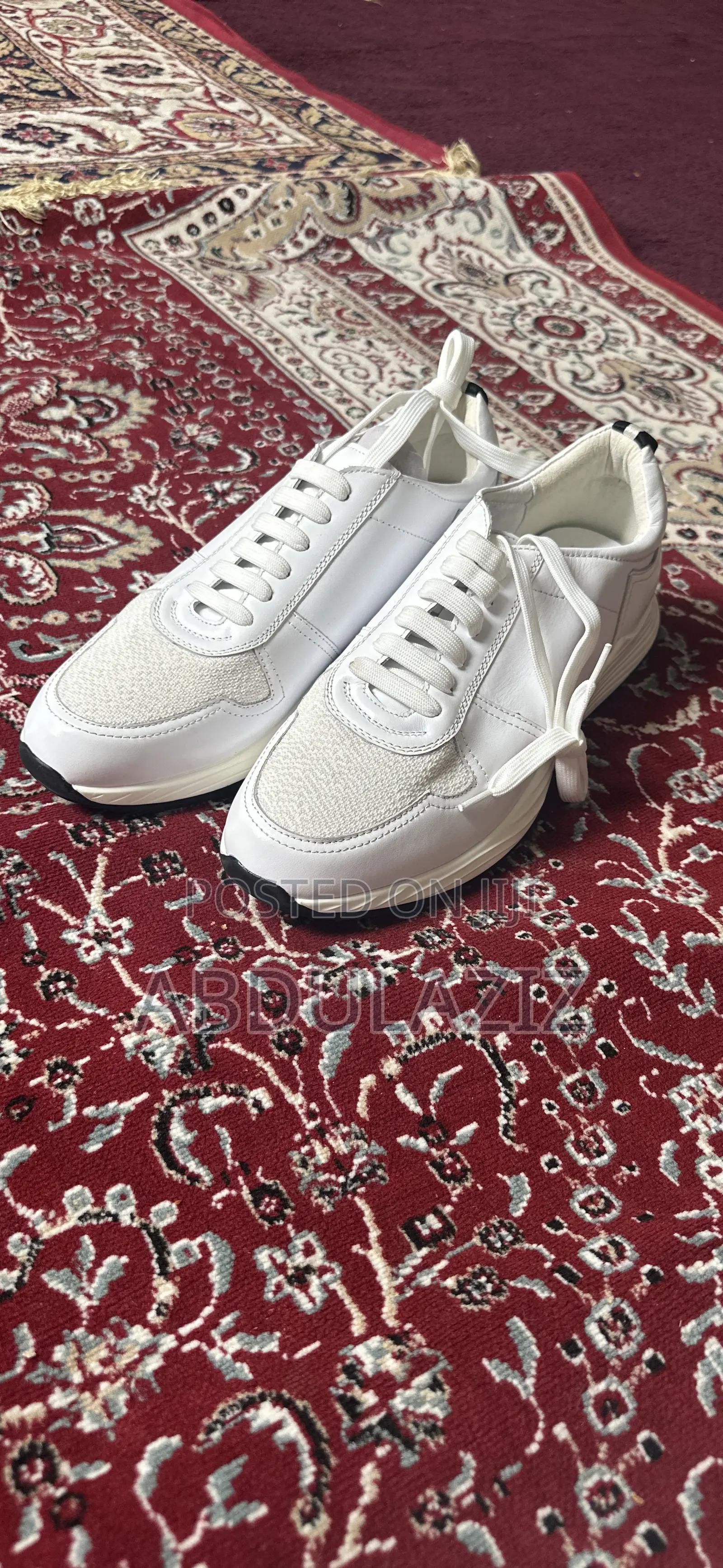 Classic White Casual Sneakers
