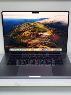 New Laptop Apple MacBook Pro 2021 M1 32GB Apple M1 Pro SSD 512GB
