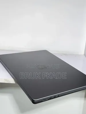 New Laptop Apple MacBook Pro 2021 M1 32GB Apple M1 Pro SSD 512GB