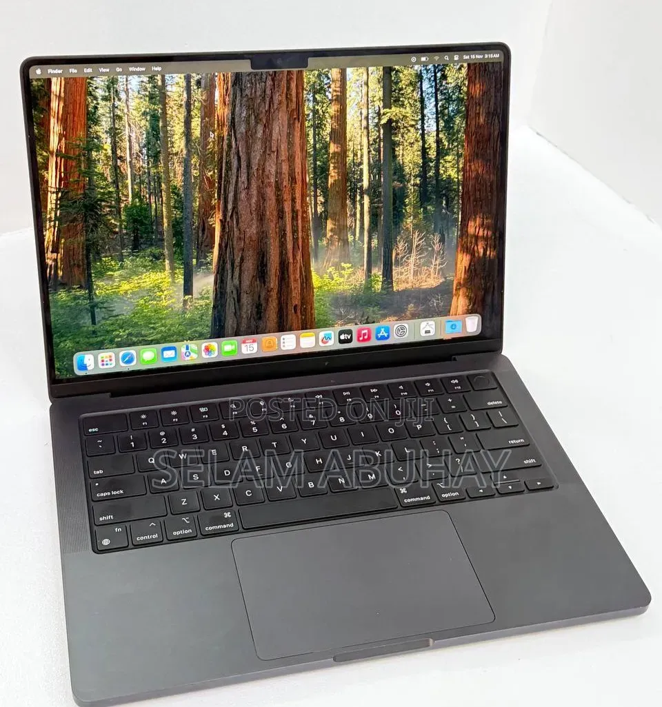New Laptop Apple MacBook Air 2024 M3 18GB Apple M3 SSD 1T