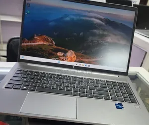 New Laptop HP ZBook Studio 16GB Intel Core i7 SSD 512GB