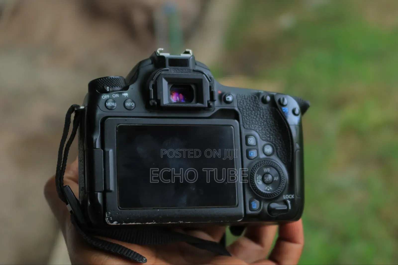 Canon 77d With 18-135 Mm Lens