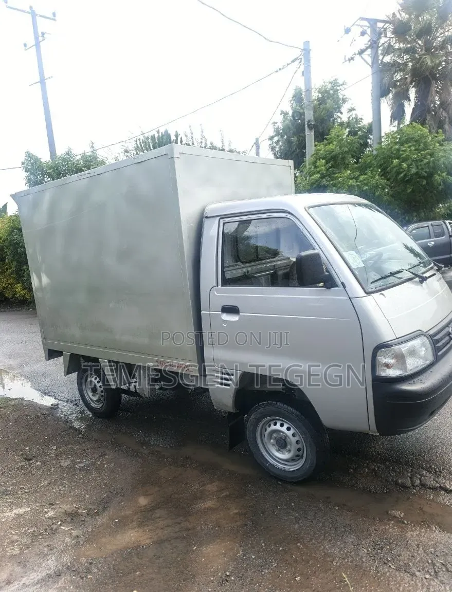 Suzuki Every 2021 Silver
