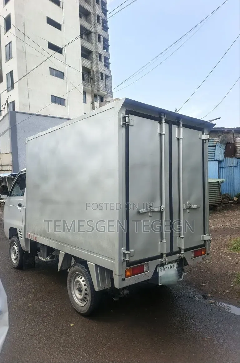 Suzuki Every 2021 Silver