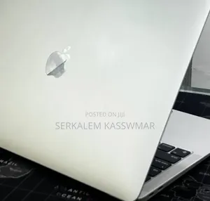 New Laptop Apple MacBook Air 2020 M1 16GB Apple M1 SSD 512GB