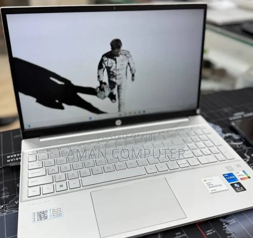 New Laptop HP Pavilion 15 16GB Intel Core i5 SSD 512GB