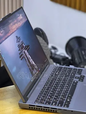 New Laptop Lenovo Legion 5 16GB AMD Ryzen 7 SSD 1T