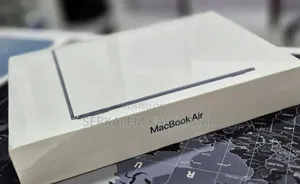 New Laptop Apple MacBook Air 2022 M2 8GB Apple M2 SSD 256GB
