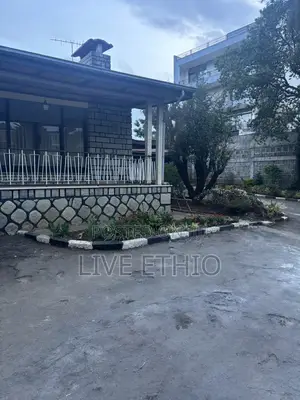 Furnished 3bdrm Villa in Arada for rent