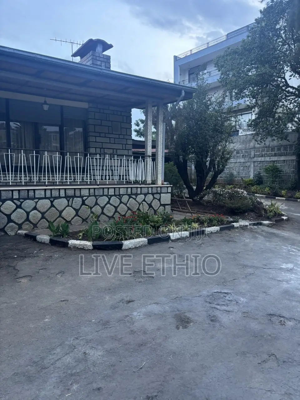 Furnished 3bdrm Villa in Arada for rent