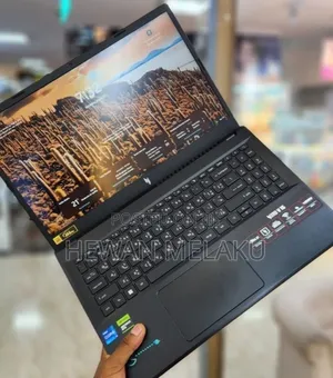 New Laptop Acer Nitro V 15 16GB Intel Core i7 SSD 512GB