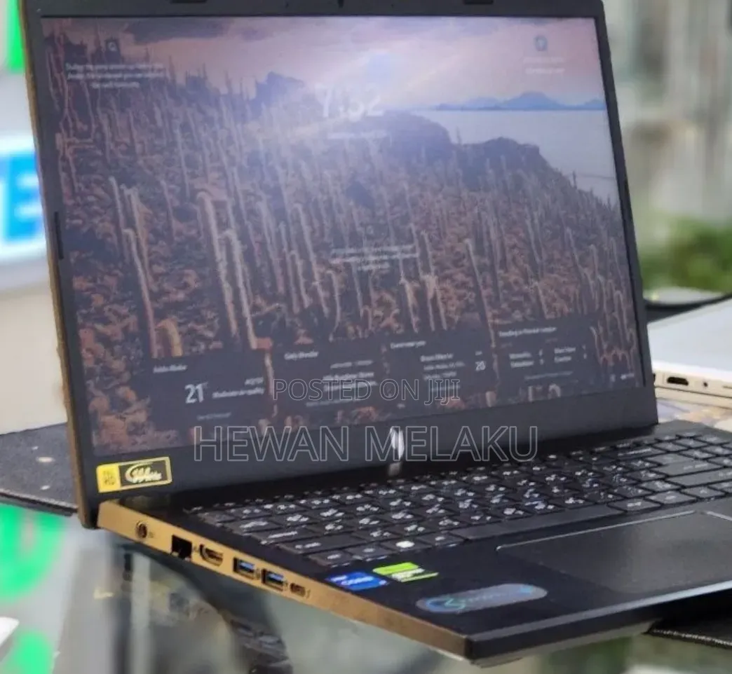 New Laptop Acer Nitro V 15 16GB Intel Core i7 SSD 512GB